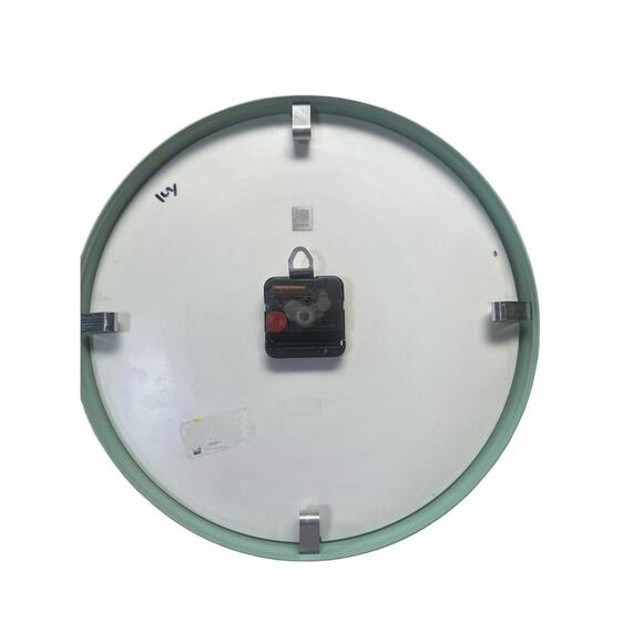 Clock - Picture 2 of 3